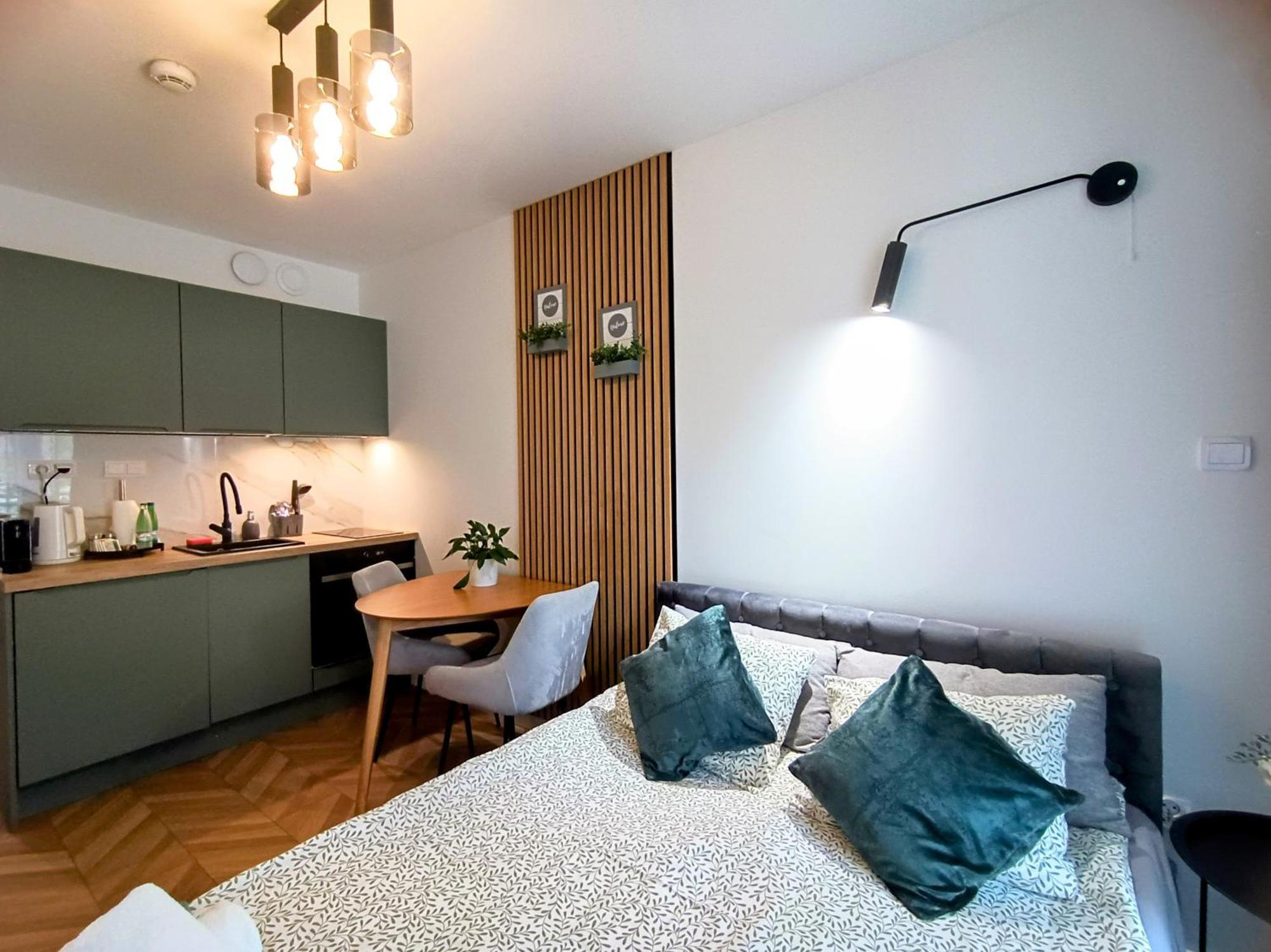 Amamolto Select - Wloskie Apartamenty, Restauracja, Bezplatny Parking Wrocław Exteriör bild